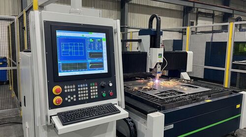 Ultime soluzioni aziendali su Pannello PC Industriale per Taglio Laser HMI: Interfaccia di Controllo Macchina per Attrezzature di Fabbricazione