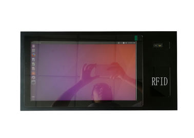 Buon prezzo Analizzatore industriale a 15,6 pollici a grande schermo 3G del PC RFID QR Corde del pannello di tocco disponibile online