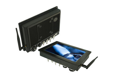 Buon prezzo PC a 9,7 pollici del touch screen IP65/PC impermeabile del pannello per l'applicazione all'aperto online